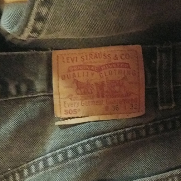 Jeans - Picture 2 of 3